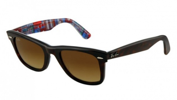 ray ban wayfarer 2013 summer 6 630x356 Ray Ban Summer 2013 Wayfarer Sunglasses Collection