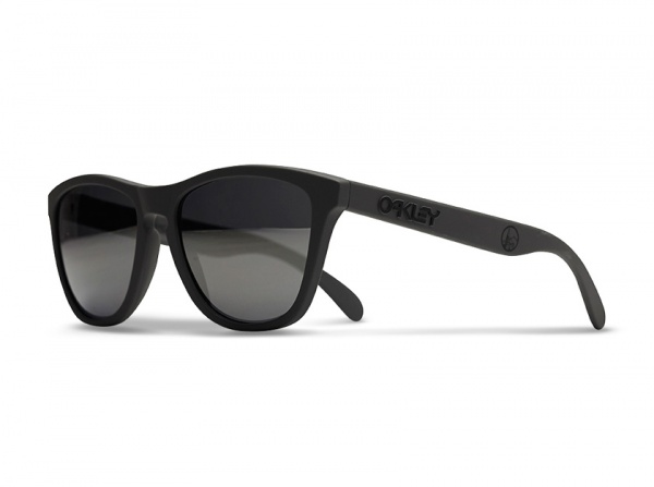 okaley buena vista frogskins sunglasses 001 fragment design x Oakley Buena Vista Frogskins