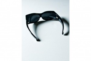 Jeremy Scott Black Kitty Ears Sunglasses 3 300x201 Jeremy Scott Black Kitty Ears Sunglasses 3