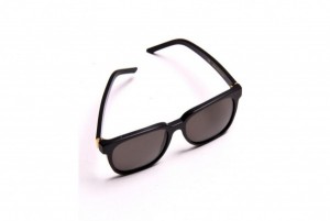 Super Peoples Glasses in Black 3 300x201 Super Peoples Glasses in Black 3