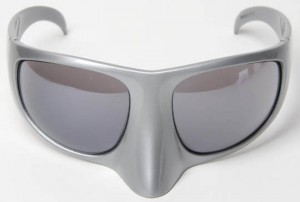 Linda Farrow Bernhard Willhelm ‘Mask’ Sunglasses 5 300x202 Linda Farrow & Bernhard Willhelm ‘Mask’ Sunglasses