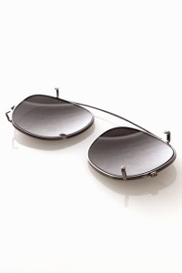 Barton Perreira Gilbert Clip Pewter in Noir 2 200x300 Barton Perreira Gilbert Clip Pewter in Noir 2