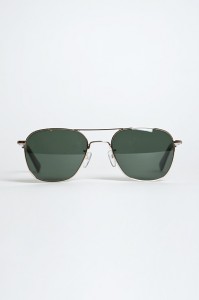 Moscot Zulu Gold Sunglasses 3 199x300 Moscot Zulu Gold Sunglasses 3
