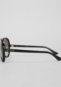 Ray Ban Cats 5000 in Black 3 209x300 Ray Ban Cats 5000 in Black 3