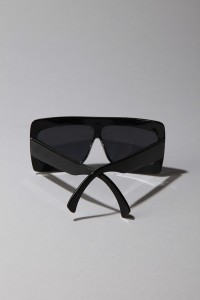 88 Sunglasses 3 200x300 88 Sunglasses 3