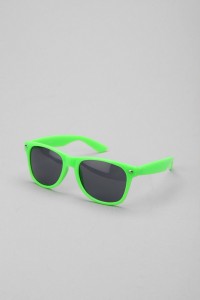 Glow in the Dark Wayfarer Sunglasses 2 200x300 Glow in the Dark Wayfarer Sunglasses 2