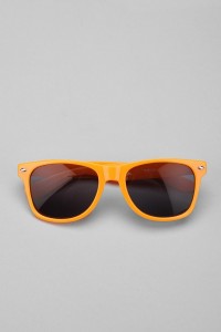 Glow in the Dark Wayfarer Sunglasses 5 200x300 Glow in the Dark Wayfarer Sunglasses 5