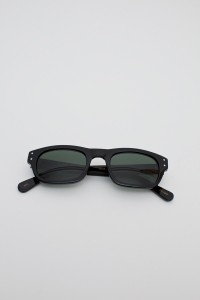 Moscot Nebb G15 Sunglasses in Black 4 200x300 Moscot Nebb G15 Sunglasses in Black 4