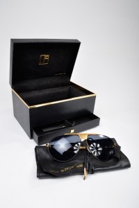 Linda Farrow Luxe Gold Aviator Sunglasses 05 200x300 Linda Farrow Luxe Gold Aviator Sunglasses 05