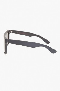 Super Flat Top M Black Sunglasses 3 200x300 Super Flat Top M Black Sunglasses 3
