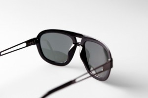 Tods Spring   Summer 2011 Aviator Sunglasses 04 300x199 Tods Spring   Summer 2011 Aviator Sunglasses 04
