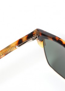 Eyebobs Ornery Son Sunglasses in Tortoise Gold 4 214x300 Eyebobs Ornery Son Sunglasses in Tortoise & Gold 4