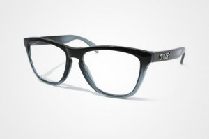 BEAMS & Oakley Frogskin
