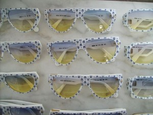 Vinatge MCM Frames Now Available