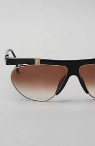 Vintage Christian Dior 2555 Sunglasses in Black 3 196x300 Vintage Christian Dior 2555 Sunglasses in Black (3)