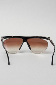 Vintage Christian Dior 2555 Sunglasses in Black 5 196x300 Vintage Christian Dior 2555 Sunglasses in Black (5)