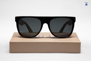 Super izzue Hilary Tsui Special Edition Flat Tops 4 300x200 Super & izzue & Hilary Tsui Special Edition Flat Tops (4)