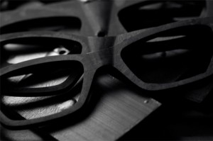 solid blue eyewear 01 300x199 solid blue eyewear 01