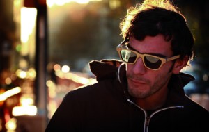 Sunglasses from Recycled Skateboards 2 300x190 Sunglasses from Recycled Skateboards (2)