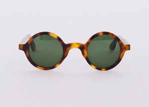 Moscot ‘Zolman’ Tortoise Sunglasses