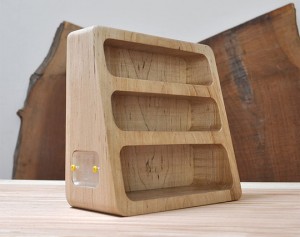 bushakan eyeglass stand 2 300x237 bushakan eyeglass stand 2