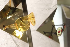 linda farrow gallery hong kong 11 300x200 linda farrow gallery hong kong 11